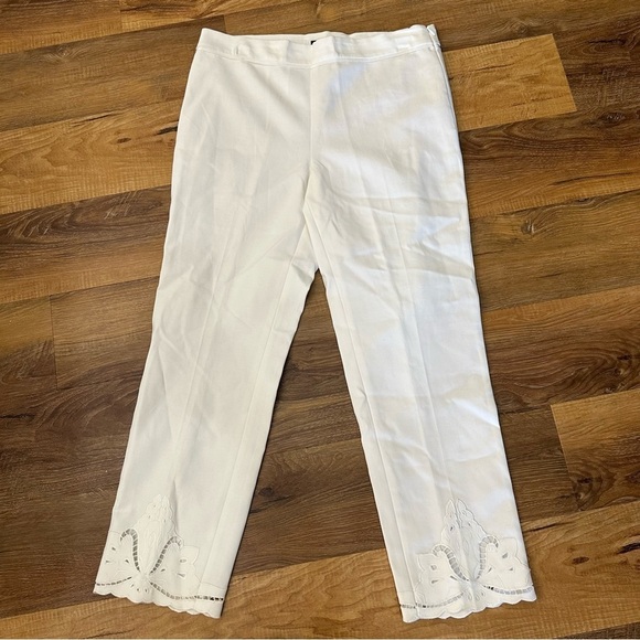 NWT Natori White Embroidered Pants size 4 - Picture 1 of 7